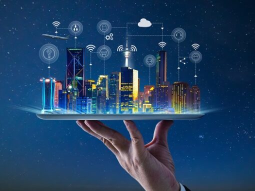 La smart city et la ville low tech sont deux approches différentes pour répondre aux défis des villes contemporaines.
