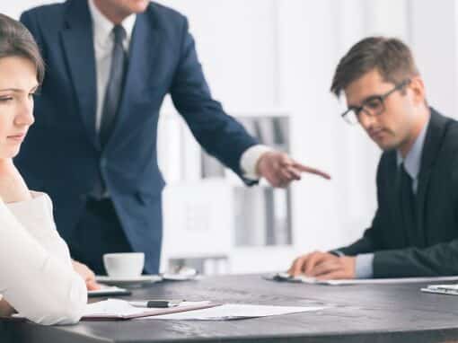 Phénomène de plus en plus prégnant dans le monde du travail, le harcèlement moral fragilise la santé mentale des salariés, met en péril la cohésion des équipes et altère la performance de l’entreprise.